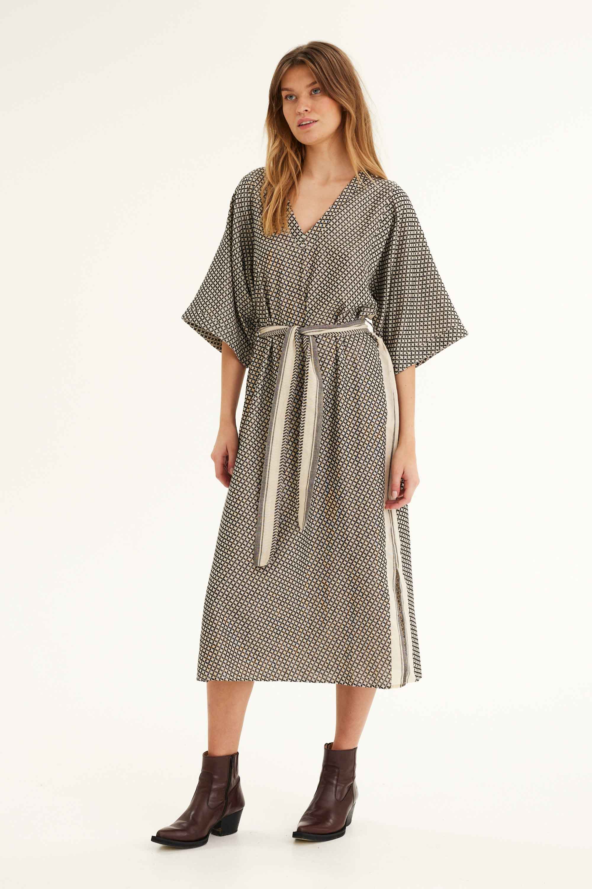 SUMMERY Copenhagen Gaia Kaftan Dress 635 Ecru & Black