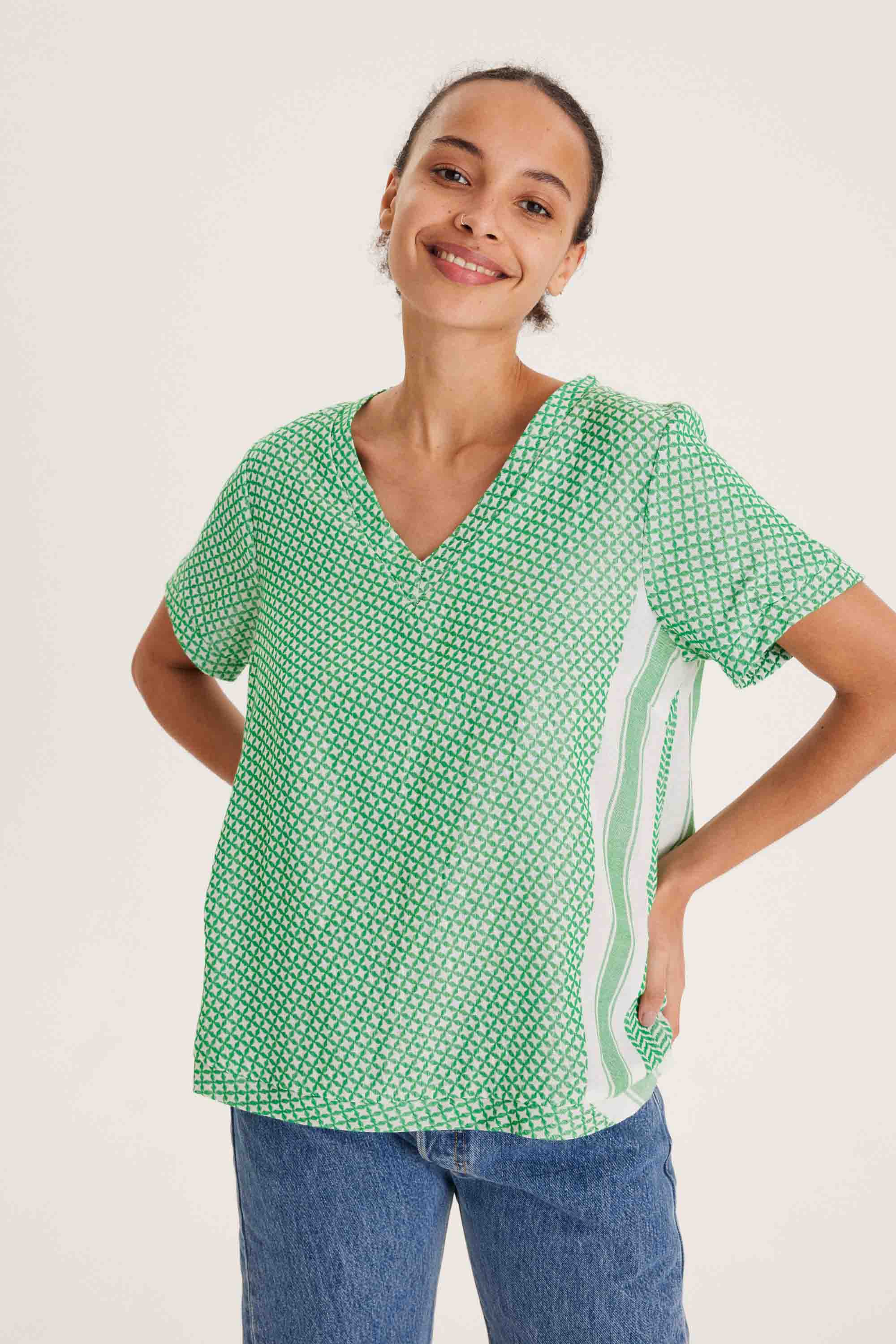SUMMERY Copenhagen Shirt V Short Sleeves Top 560 Fern Green
